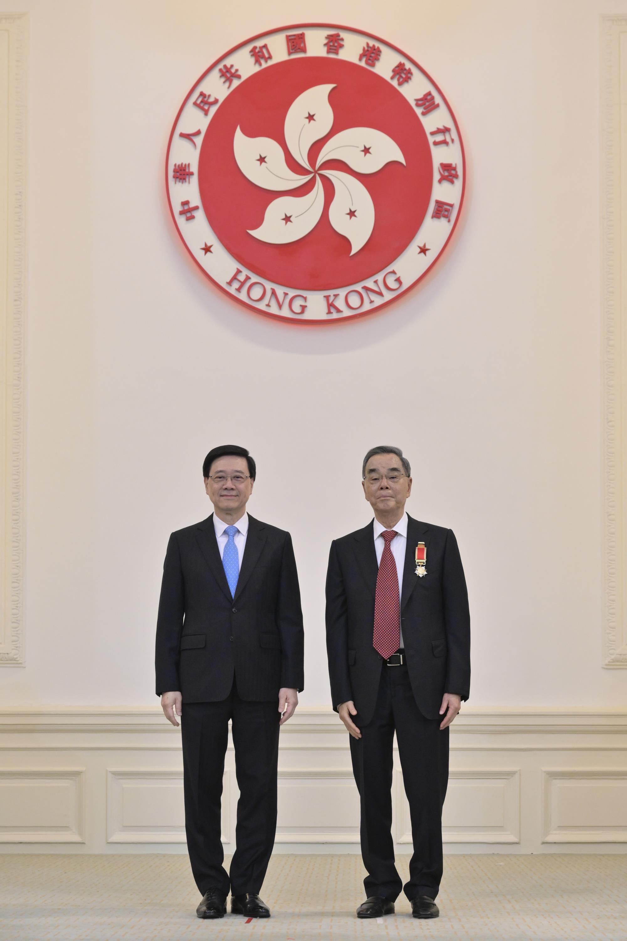 2024年，林树哲先生获颁大紫荆勋章.jpg